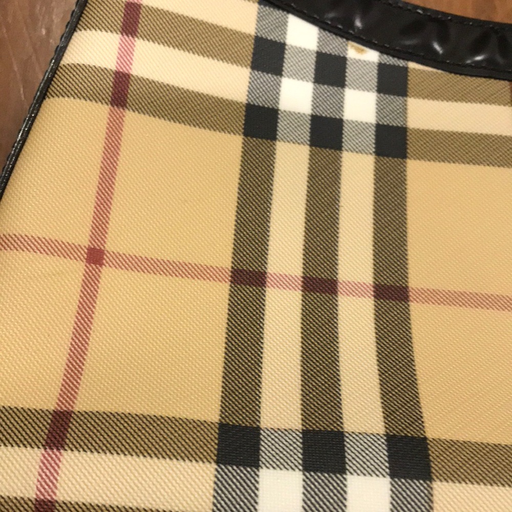 burberry purse
